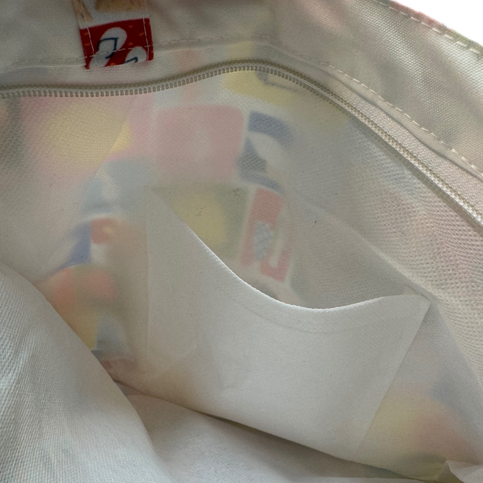 Tote Bag with Zipper and Pocket - Aussie Icons by Suki McMaster