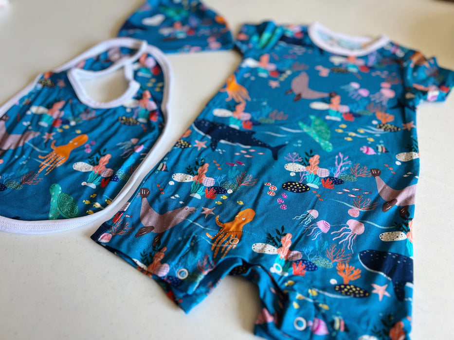Suki McMaster Melbourne Design Newborn Gift Set ocean Bodysuit